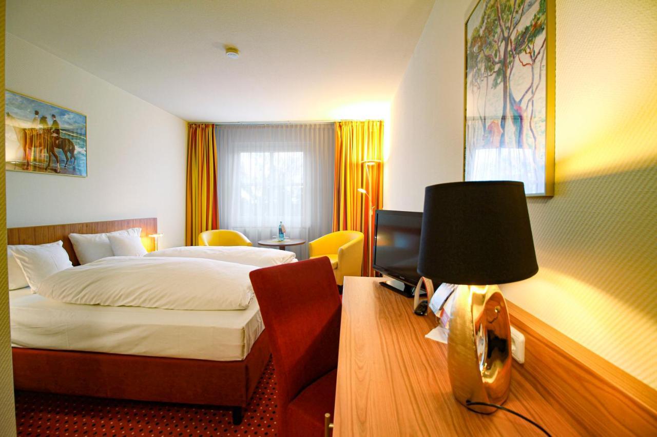 Morada Hotel Arendsee คูล็องสบอร์น ภายนอก รูปภาพ